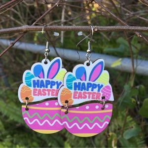 2 Sets Earrings Easter wood vintage